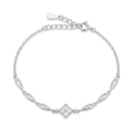 Pearl Clover Bracelet