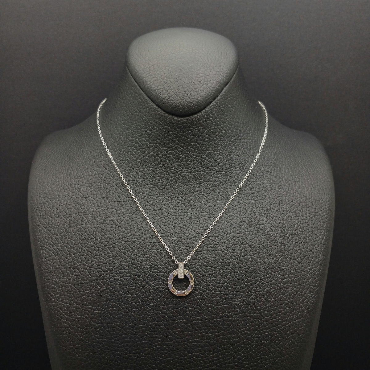 Screw Circle Crystal Necklace