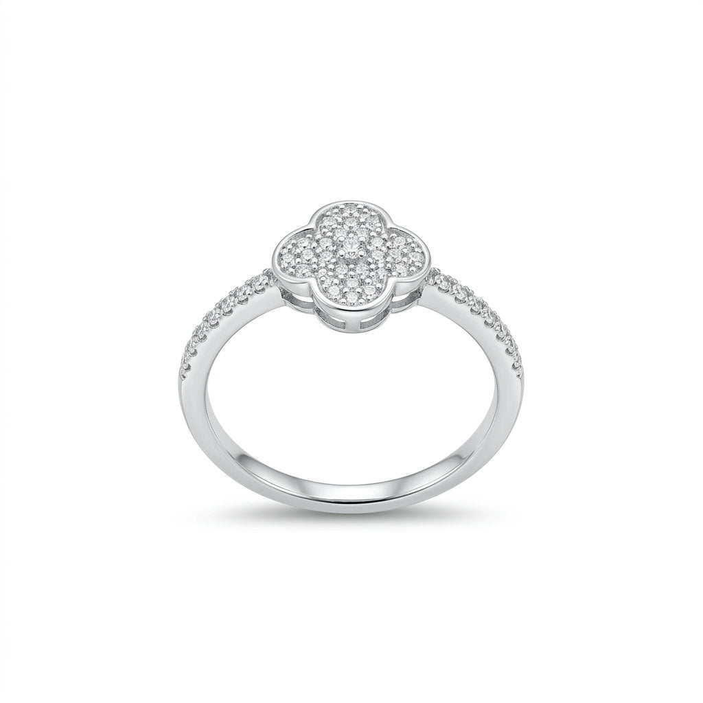 Eterna Clover Ring