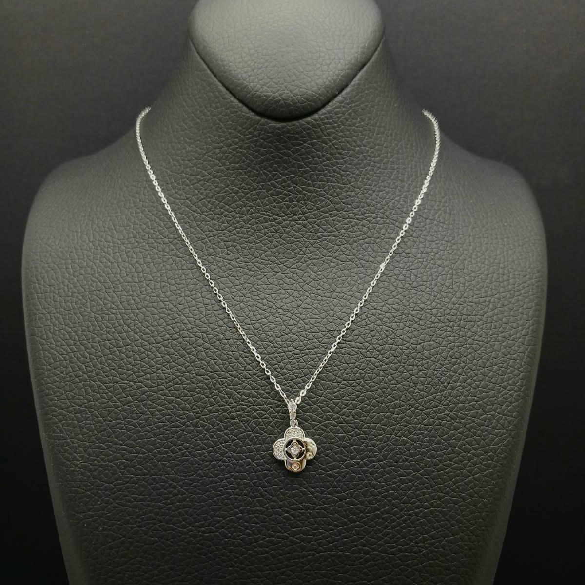 Celestia Bloom Necklace