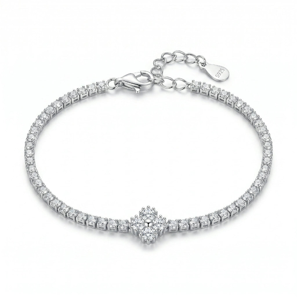 Van Cleef "White" Tennis Set